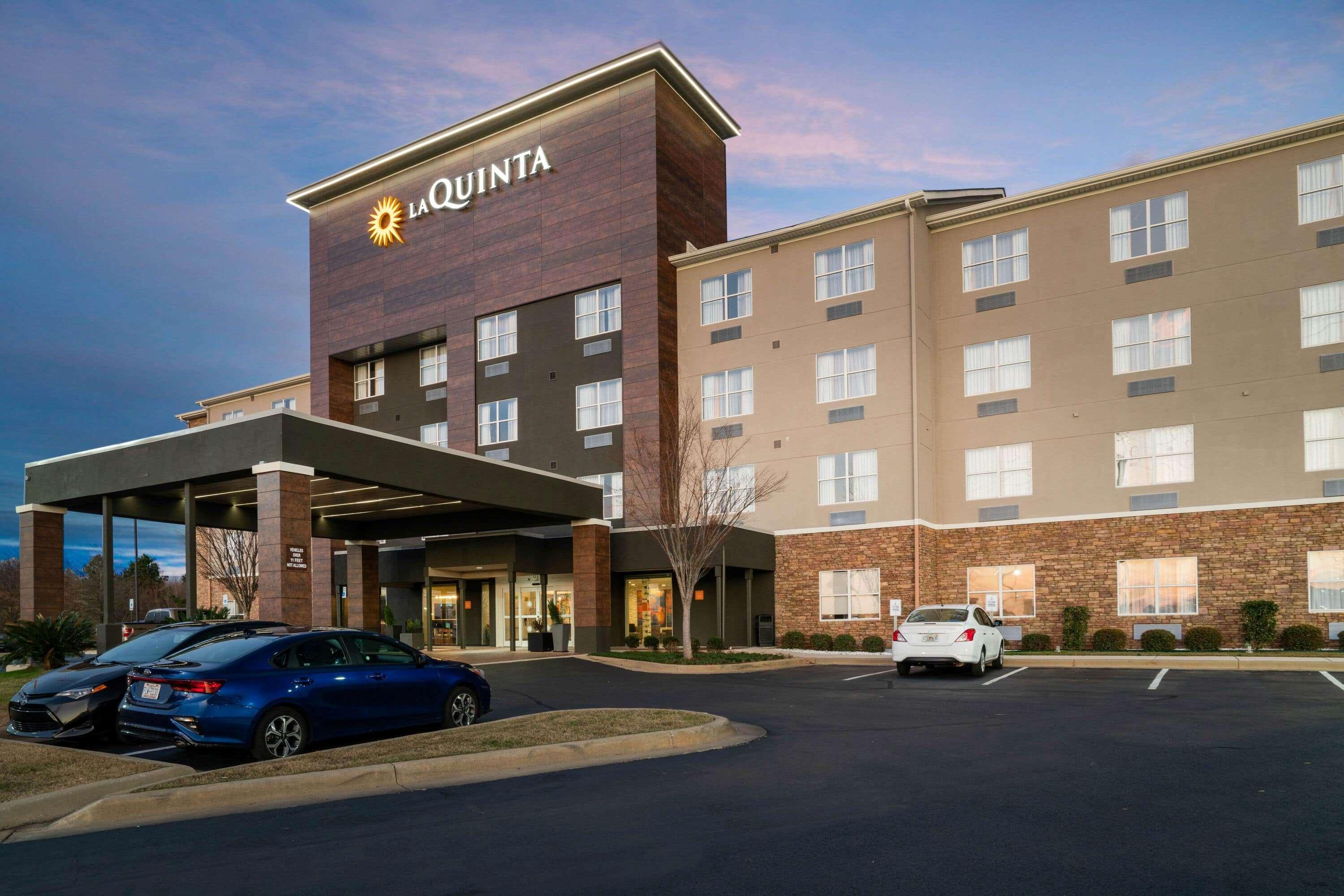La Quinta By Wyndham Монтгомъри Екстериор снимка