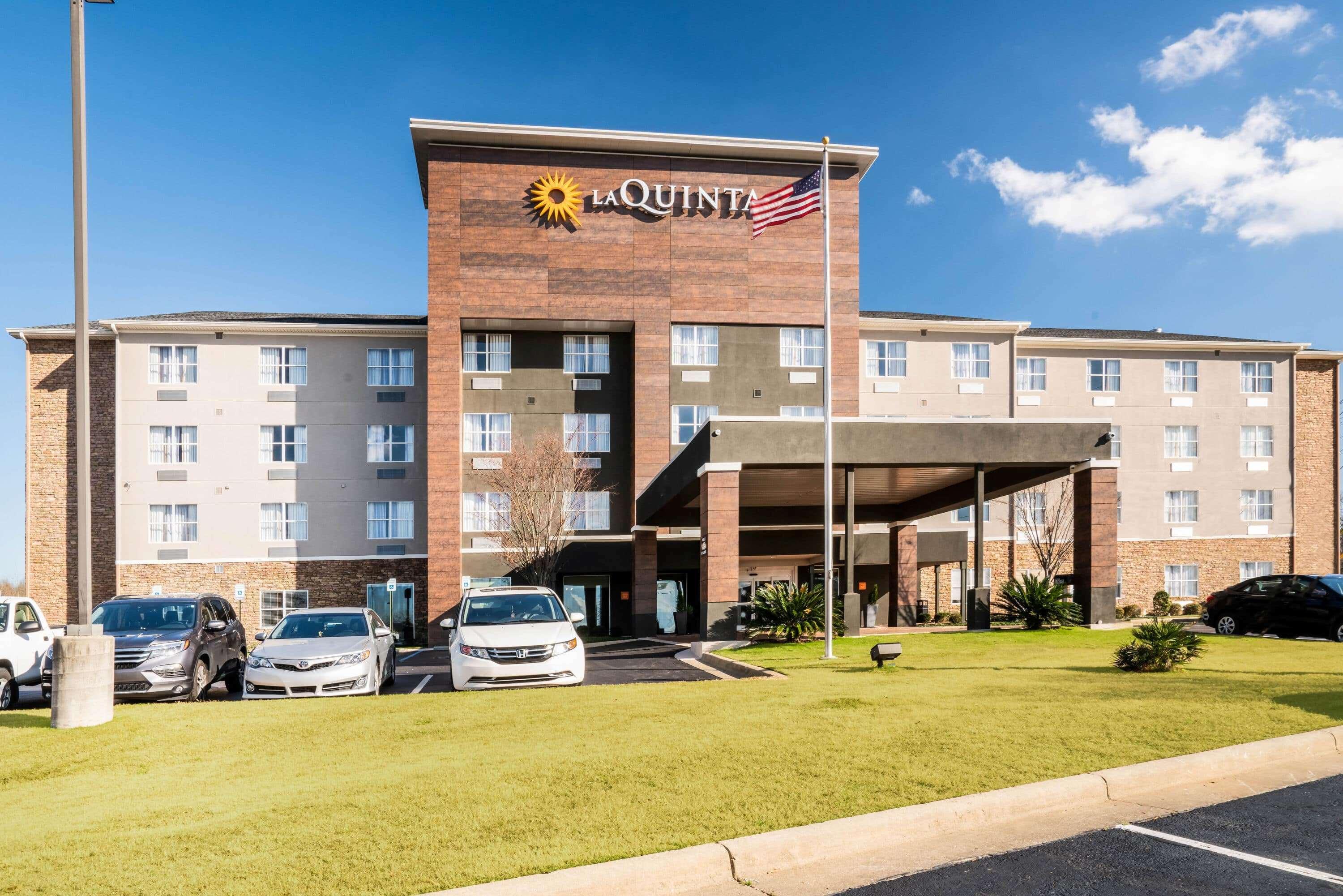 La Quinta By Wyndham Монтгомъри Екстериор снимка