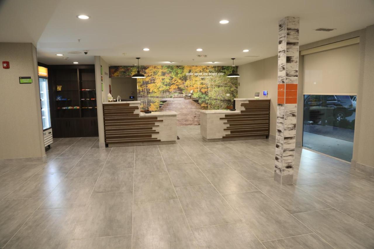 La Quinta By Wyndham Монтгомъри Екстериор снимка